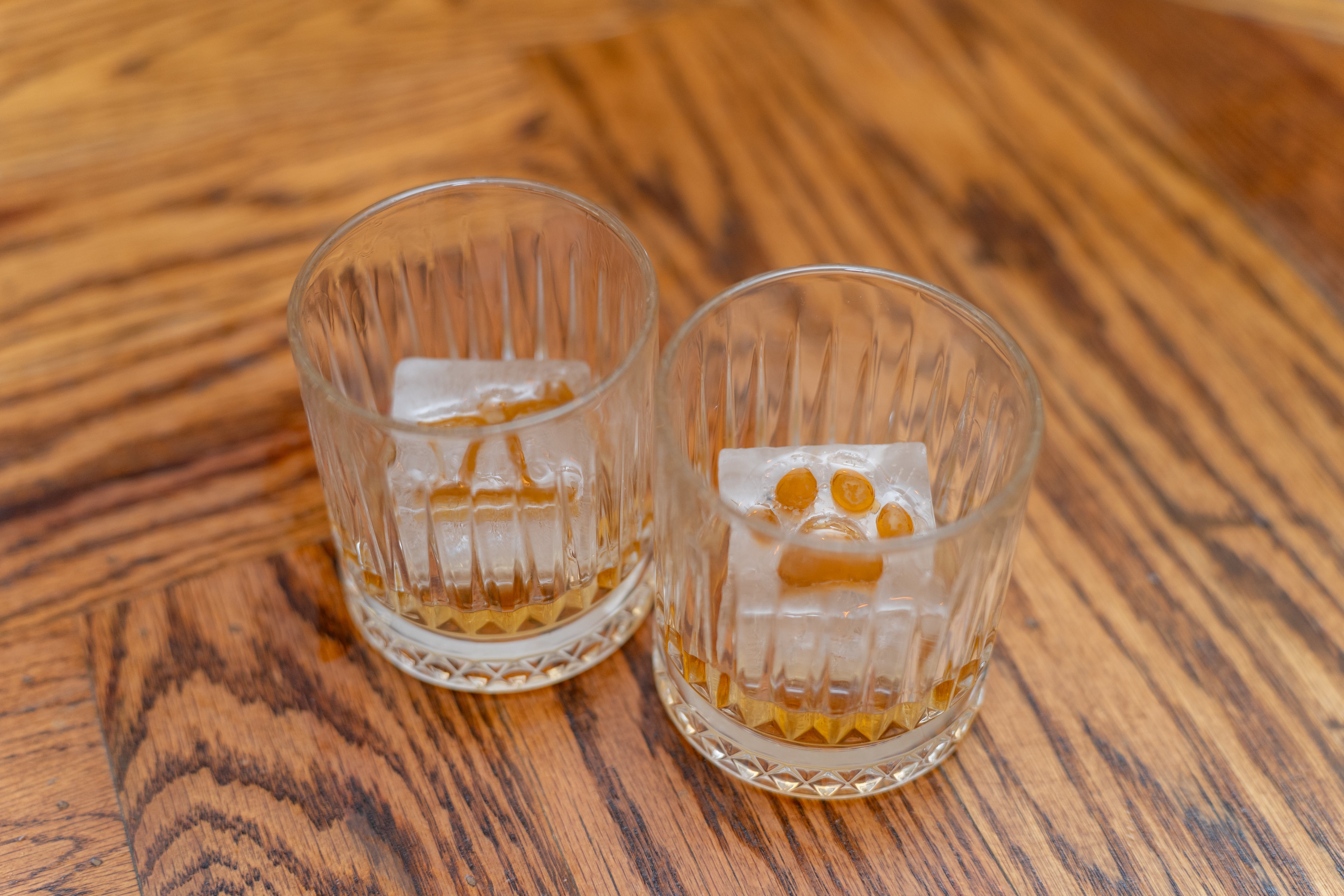 rOks Gift Set: Pick Your Designs + 2 Glasses